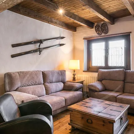 Casa Nere By Seamount Holiday home Salardu
